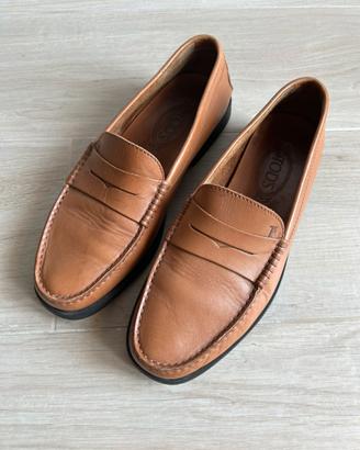 Tod’s mocassini in pelle color cuoio/caramello