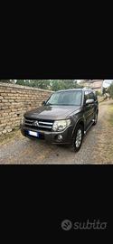 Mitsubishi Pajero 3.2 200 cv