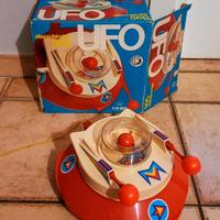 giocattolo Ugo disco volante robot anni 70 Co.Ma