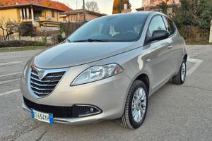 Lancia Ypsilon metano neopatentati 