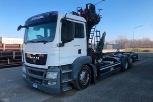 MAN TGS 26.480 SCARRABILE TRE ASSI CON GRU RETROCA