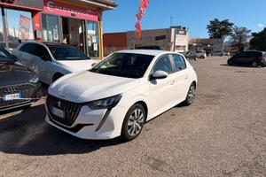 Peugeot 208 Neopatentati