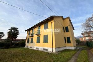 APPARTAMENTO IN CONTESTO DI SOLE QUATTRO FAMIGLIE