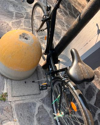 Bike with chain lock