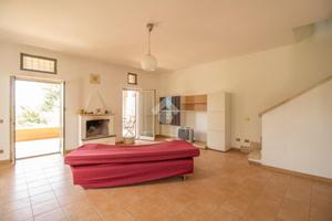 CASA SEMINDIPENDENTE A FORANO