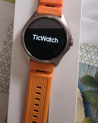 smartwatch ticwatch 5 pro