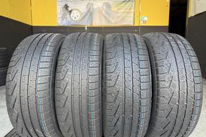 4 Gomme 235/50R19 Pirelli Invernali 90/95% residui
