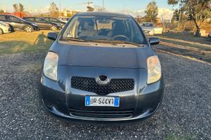 Toyota Yaris 1.0 5 porte Sol