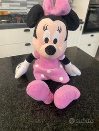 Peluche Minnie