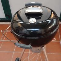 Barbecue a carbone Webber tipo Kettle 47cm