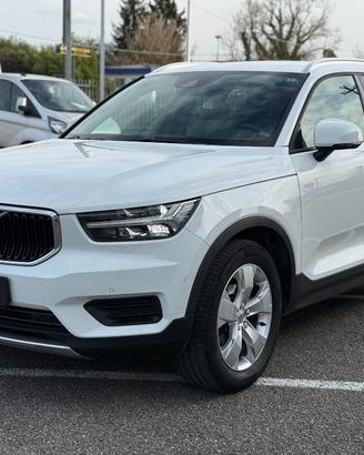 VOLVO XC40 T3 Inscription