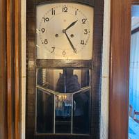 orologio a pendolo da muro