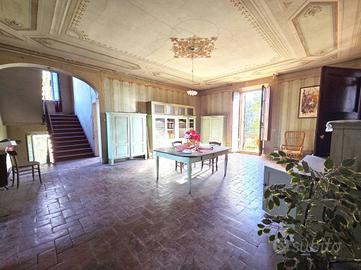 Villa di 569 m² con più di 5 locali a Conselice