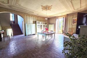 Villa di 569 m² con più di 5 locali a Conselice