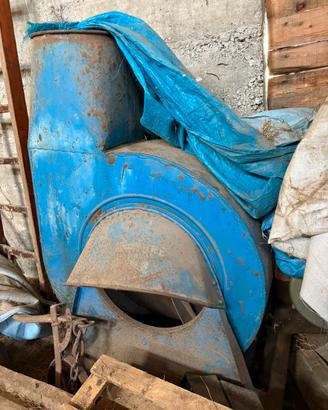 2 Soffiatori aspiranti (fieno, paglia, ecc.)