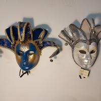 Coppia di maschere Veneziane decorative