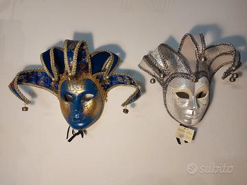 Coppia di maschere Veneziane decorative