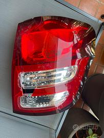 Faro posteriore sinistro per Citroen c3 2 serie