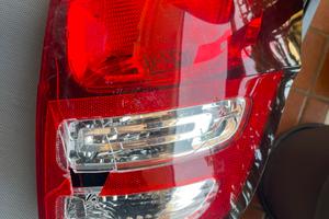 Faro posteriore sinistro per Citroen c3 2 serie