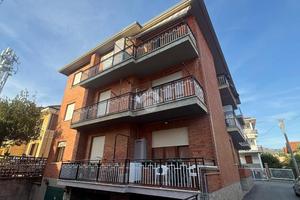 2 LOCALI A LANZO TORINESE