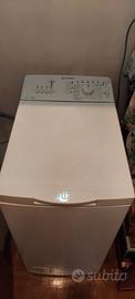 Lavatrice indesit carico dall' alto 5 kg