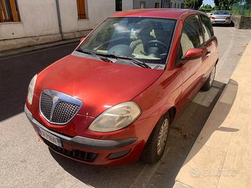 LANCIA Y