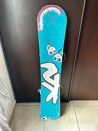 Tavola snowboard K2 153 cm con attacchi Forum M