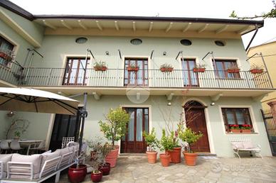 VILLA SINGOLA A BRANDIZZO