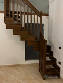 Scala in legno RINTAL – componibile con ringhiera