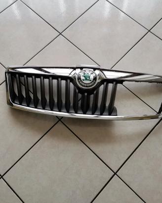 Cofano e Griglia anteriore skoda octavia originale