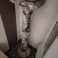 Colonna in marmo