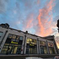 Locale in Ufficio Viareggio