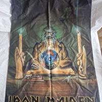 Memorabilia rock vintage: Iron Maiden e altri