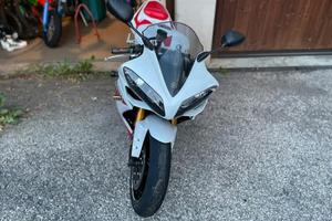 Yamaha YZF-R1