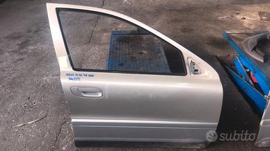 porta anteriore dx Volvo XC70 2.4 TD 4X4 anno '04