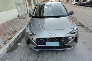Hiunday i10