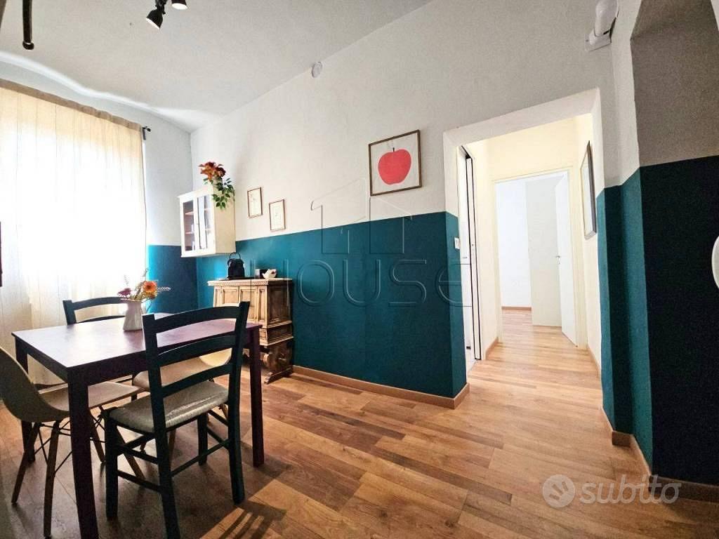 Appartamento di 72 m² con 4 locali e box auto a Ar - Vista 2