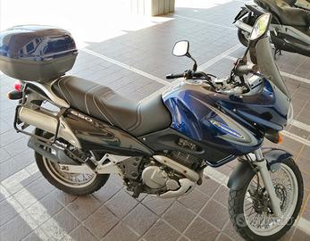 Suzuki XF Freewind 650 - 2001