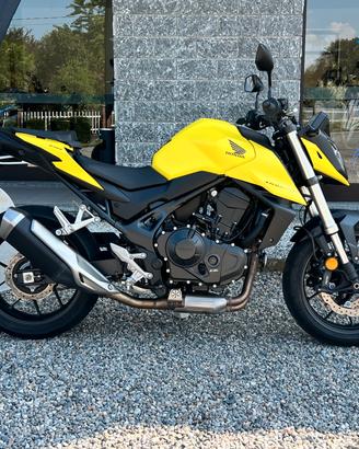 Honda CB 750 HORNET - A2