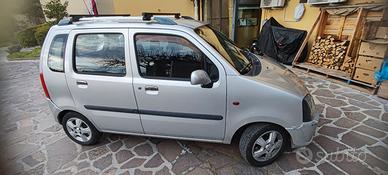 Opel AGILA 1.0 a GAS BRC,  immatricolata 2005