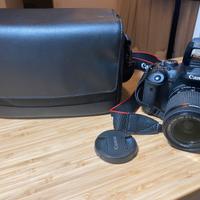 Canon Eos750D + Obiettivo 18-55m+Borsa+Kit pulizia