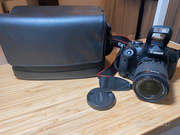 Canon Eos750D + Obiettivo 18-55m+Borsa+Kit pulizia