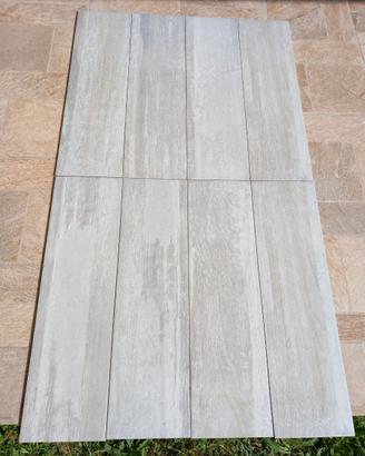 Monocottura grigio effetto legno