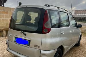 Ricambi Toyota verso 1.3 benzina motore ok