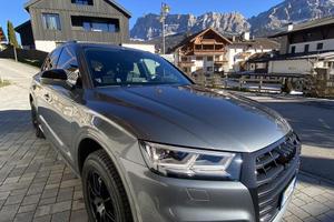 Audi Q5 2.0 tdi Sline