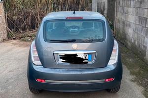 Lancia y benizina 1.2