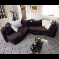 Divano doppio ad angolo con pouf - 6 posti totali