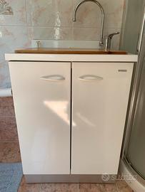 Arredamento bagno MONTEGRAPPA