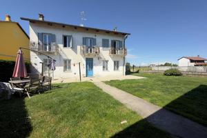 CASA INDIPENDENTE A CRESCENTINO
