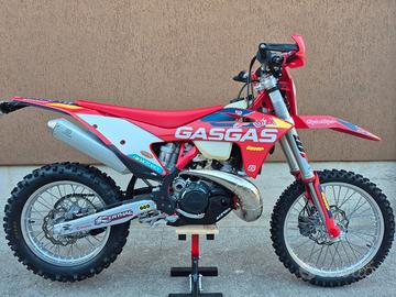 Gas Gas EC 250 (MY 2023) 8 ORE, PARI AL NUOVO